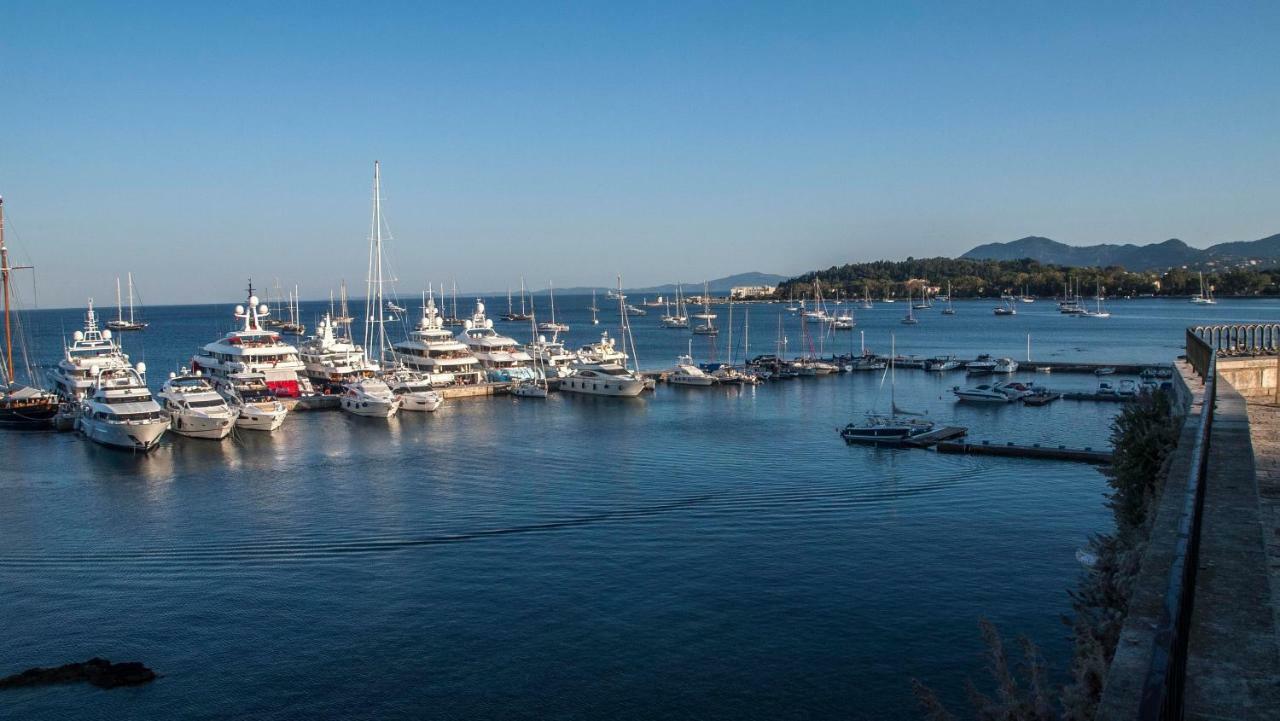 Ideally Situated Corfu Old Town Apartment Bagian luar foto
