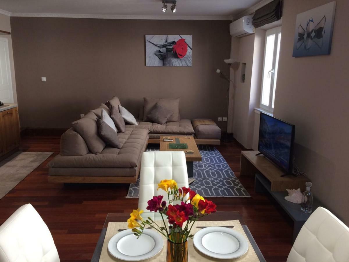 Ideally Situated Corfu Old Town Apartment Bagian luar foto